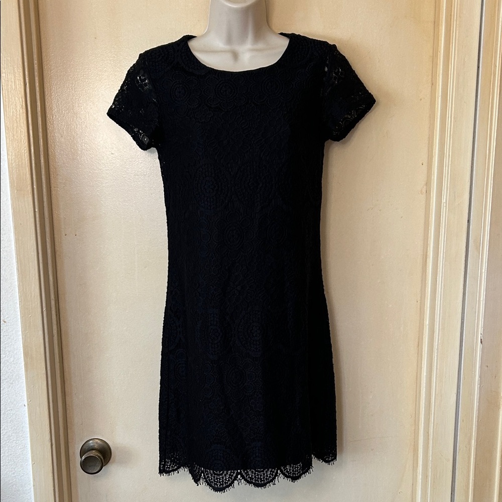 Laundry By Shelli Segal Black Lace Mini Dress size 0